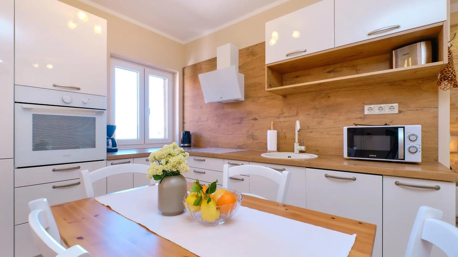 Apartments With A Parking Space Mali Lošinj 0*,